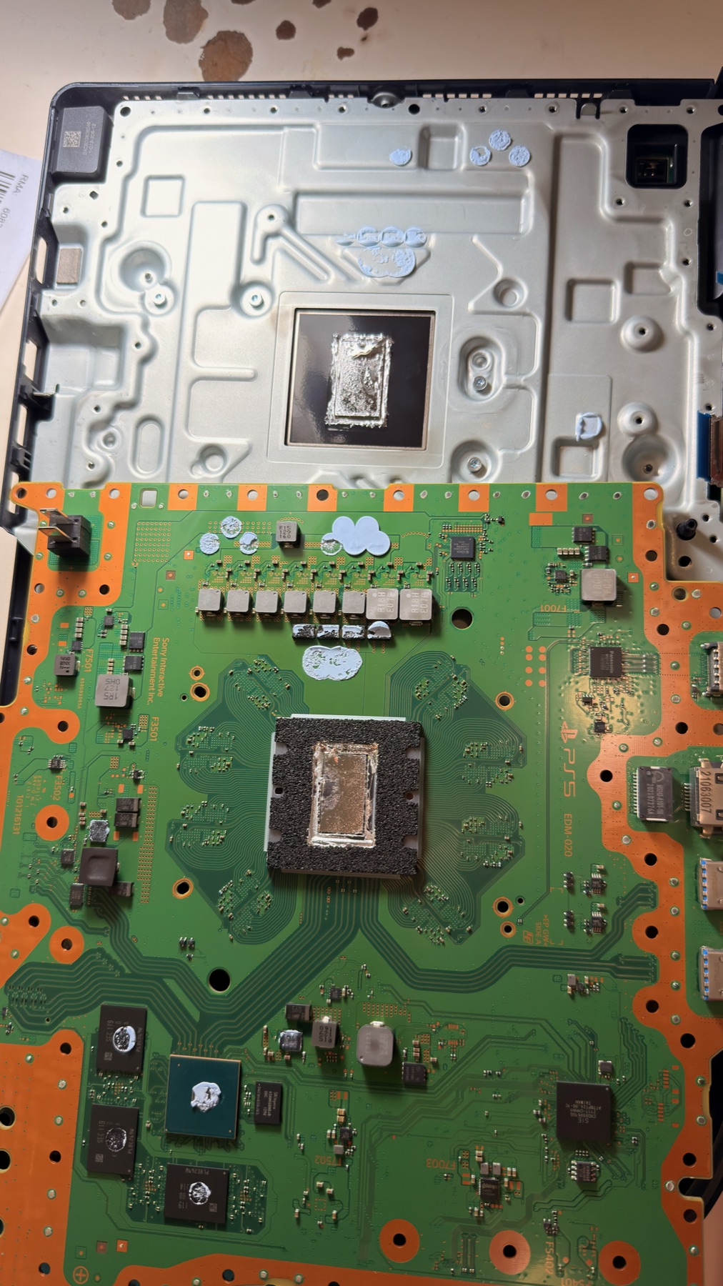 Καθαρισμός PS5 & Αλλαγή Liquid Metal